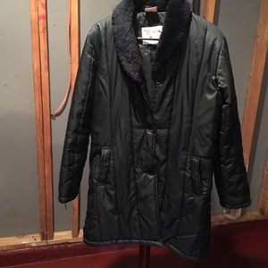 Black 3/4 black jacket